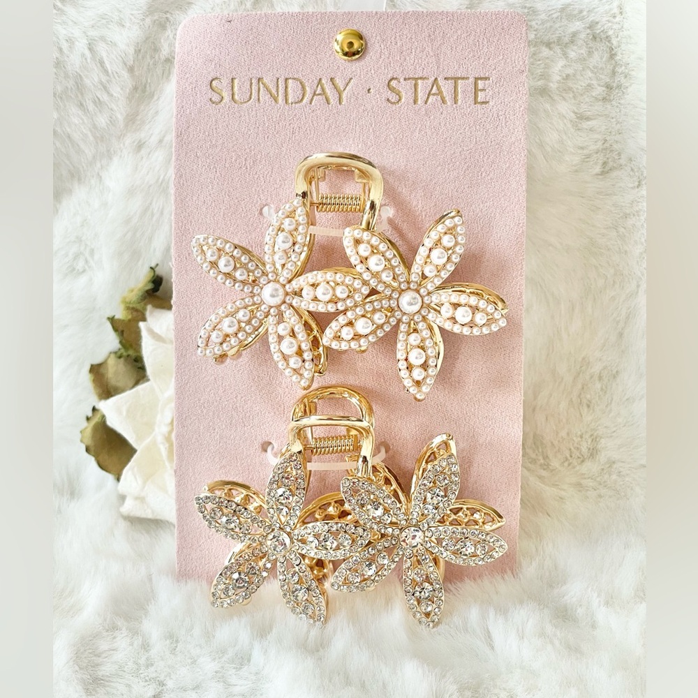 New with tag  2 GORGEOUS PEARL accented AND “DIAMOND” accented METAL HAIR CLIPS